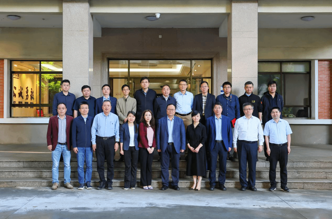 校长宋保维与学校国家级人才代表交流座谈